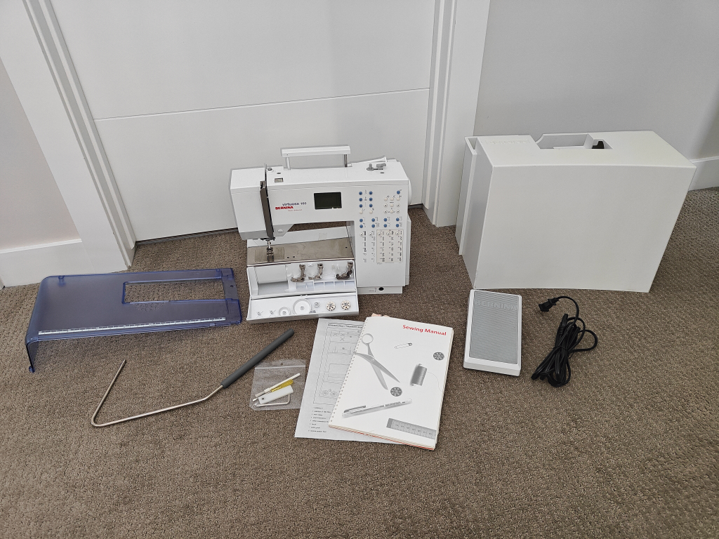 Bernina Virtuosa 160 Sewing Machine w/ Carry Case