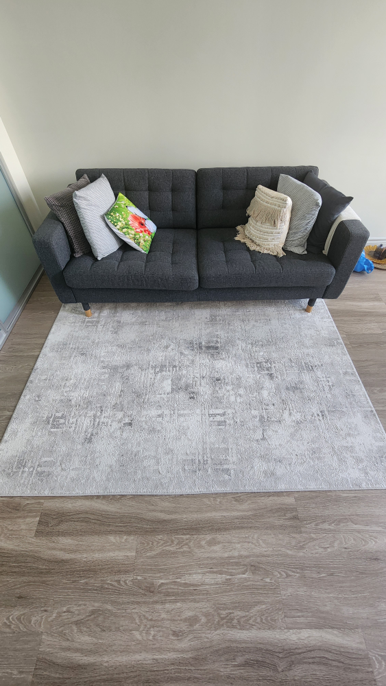 Hometrends Area Rug 5 ft. 3 in. x 7 ft.