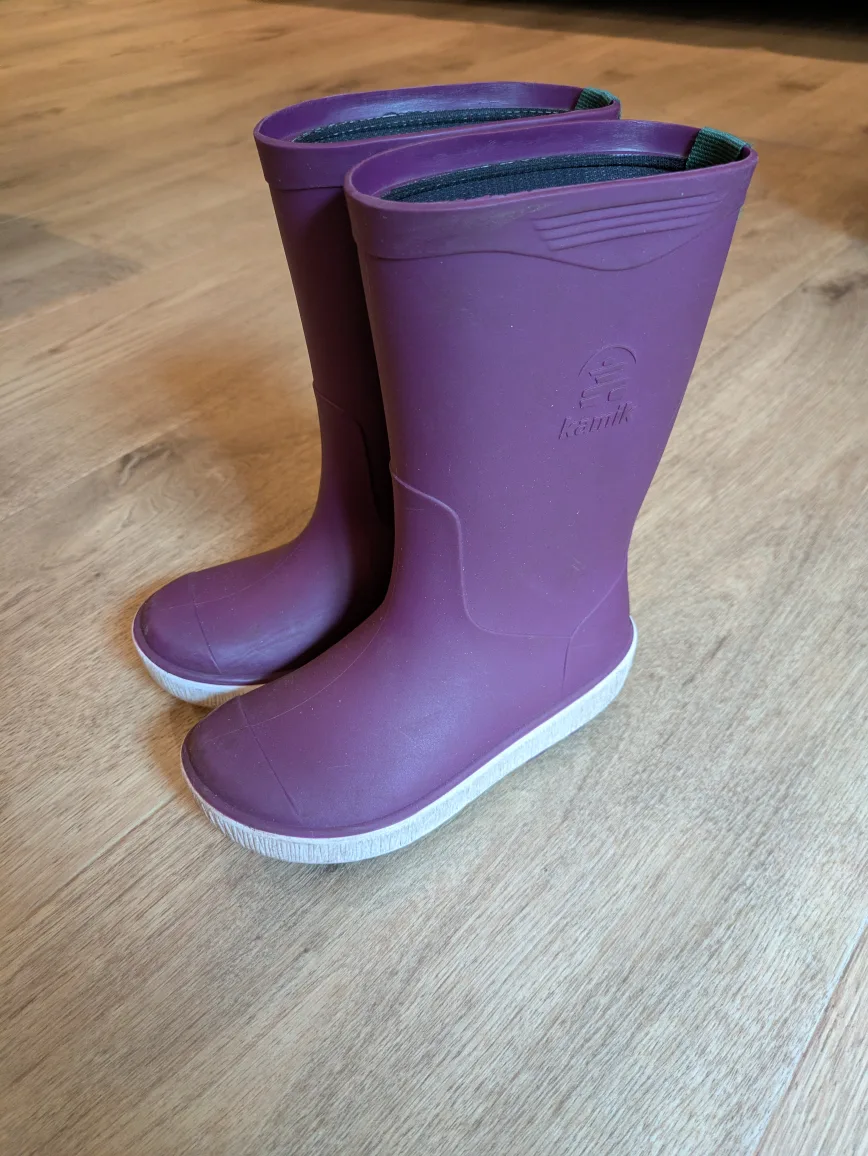 Girls Kamik Purple Rain Boots Size 11 thumbnail