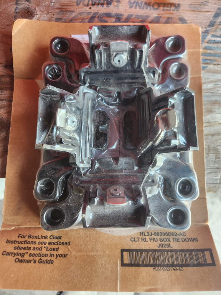 BoxLink Cleat Kit - Truck Bed Tie Downs
