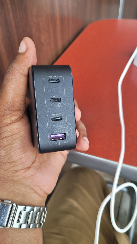 UGREEN 100W GaN USB-C Fast Charger – Like New with Box - photo 3