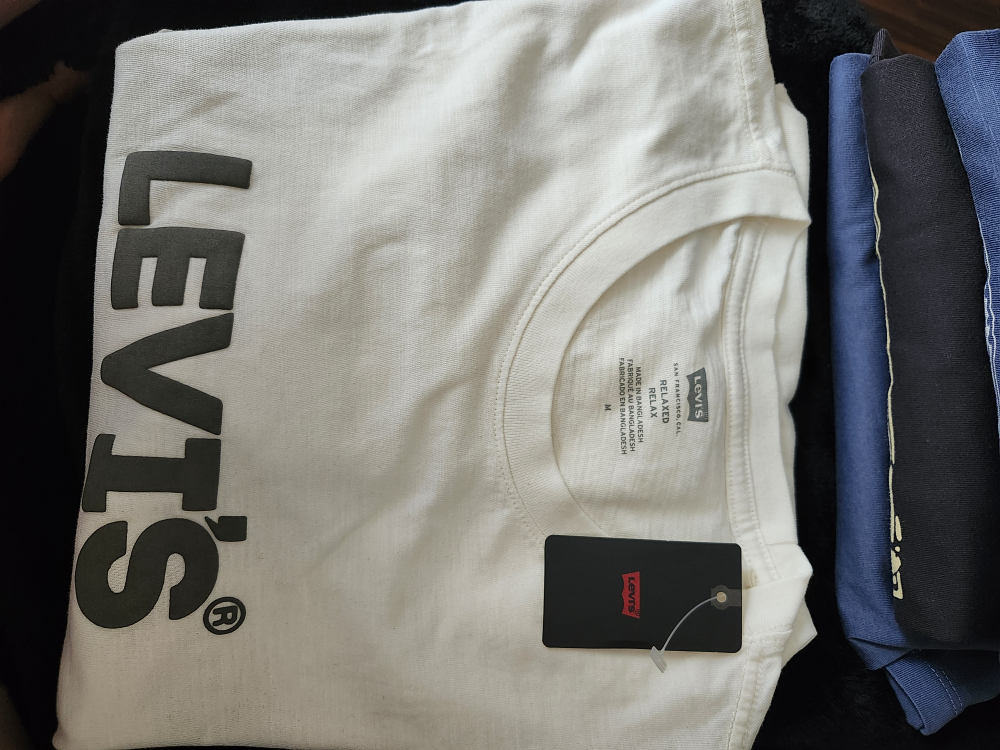 Levi's T-Shirts - photo 2