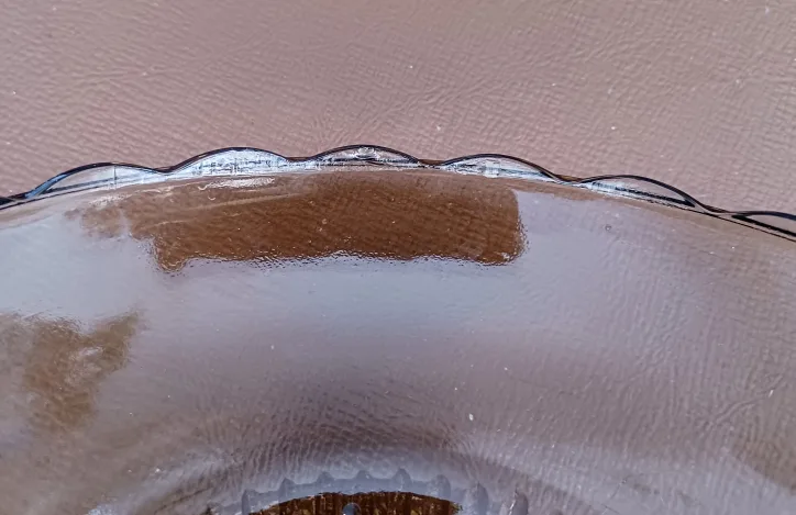 Vintage glassware - Read Descriptions image indicator(5)