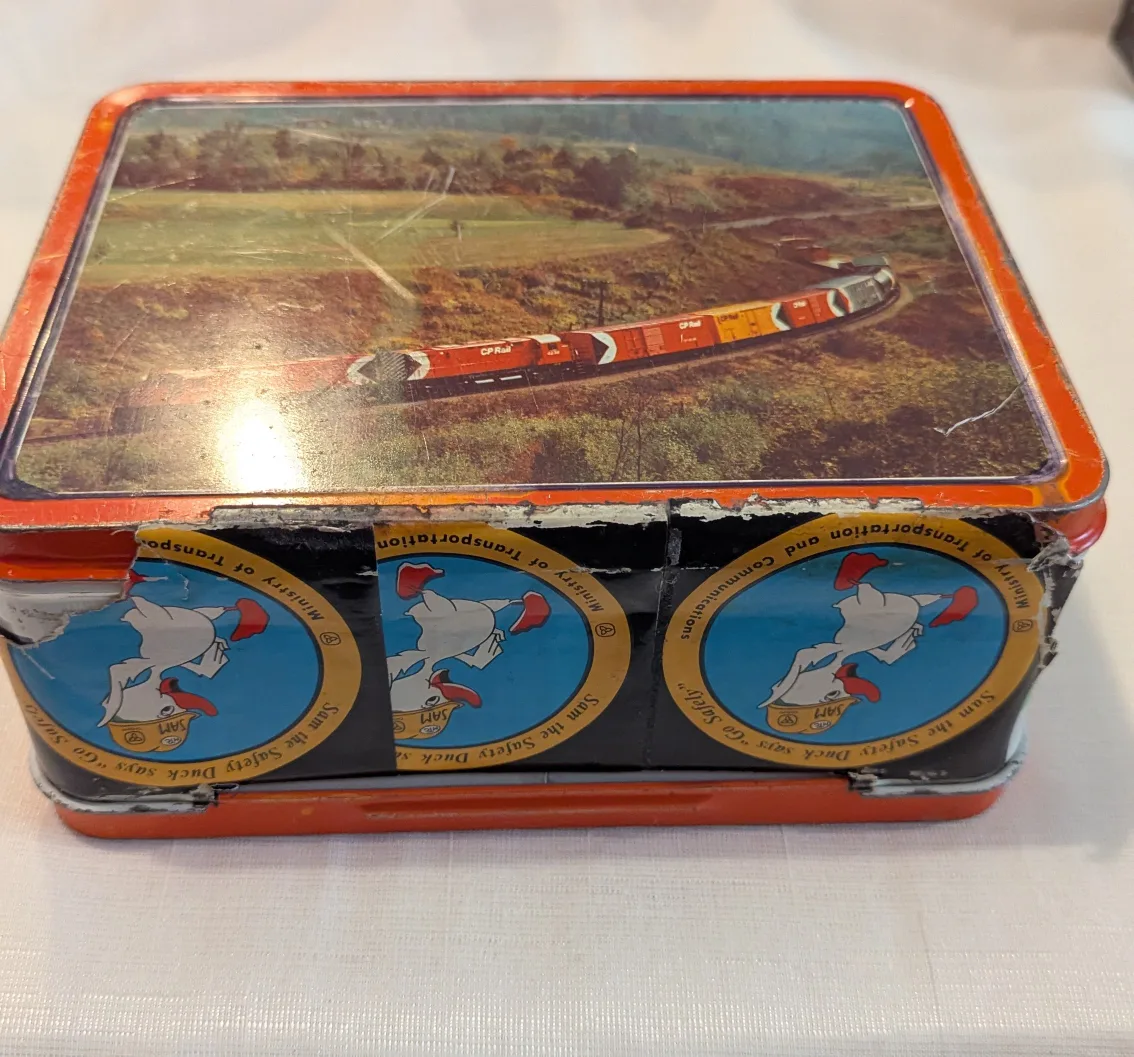 Vintage CP Rail Lunchbox with Topps Wacky stickers image indicator(4)