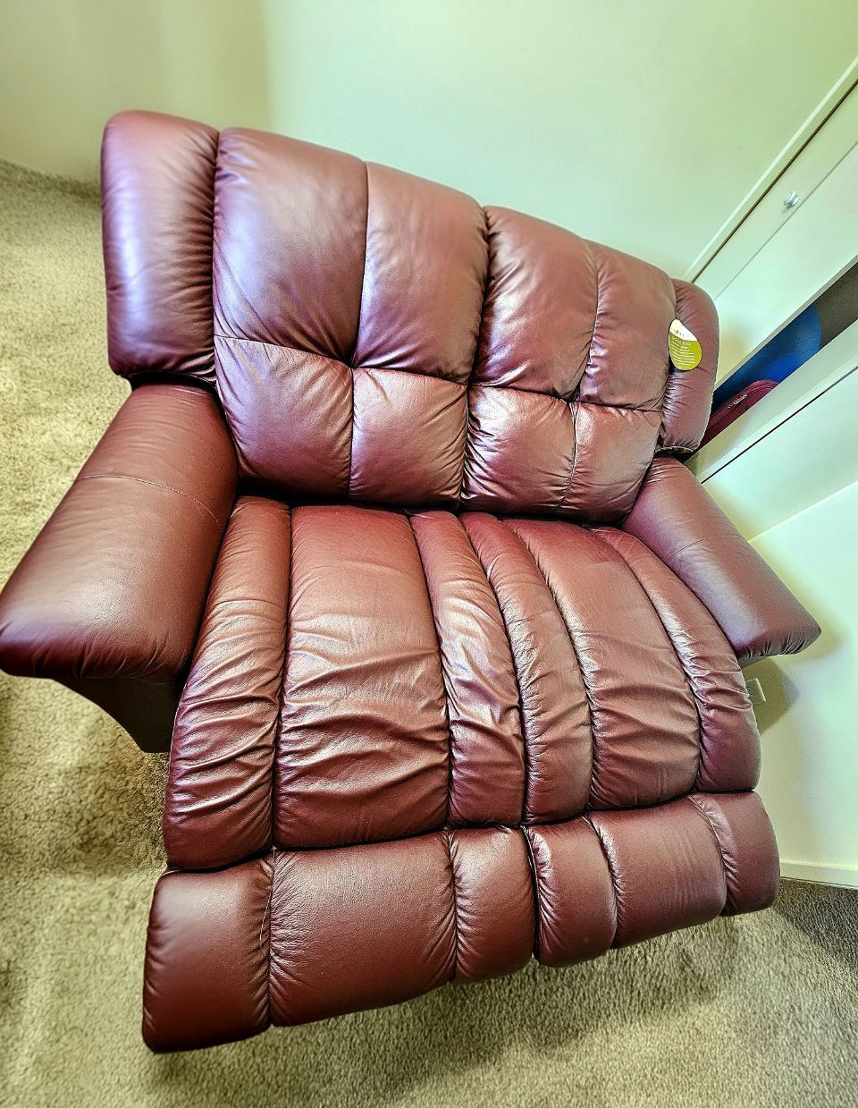 La-Z-Boy Reclining Sofa - Loveseat / Recliner - photo 3