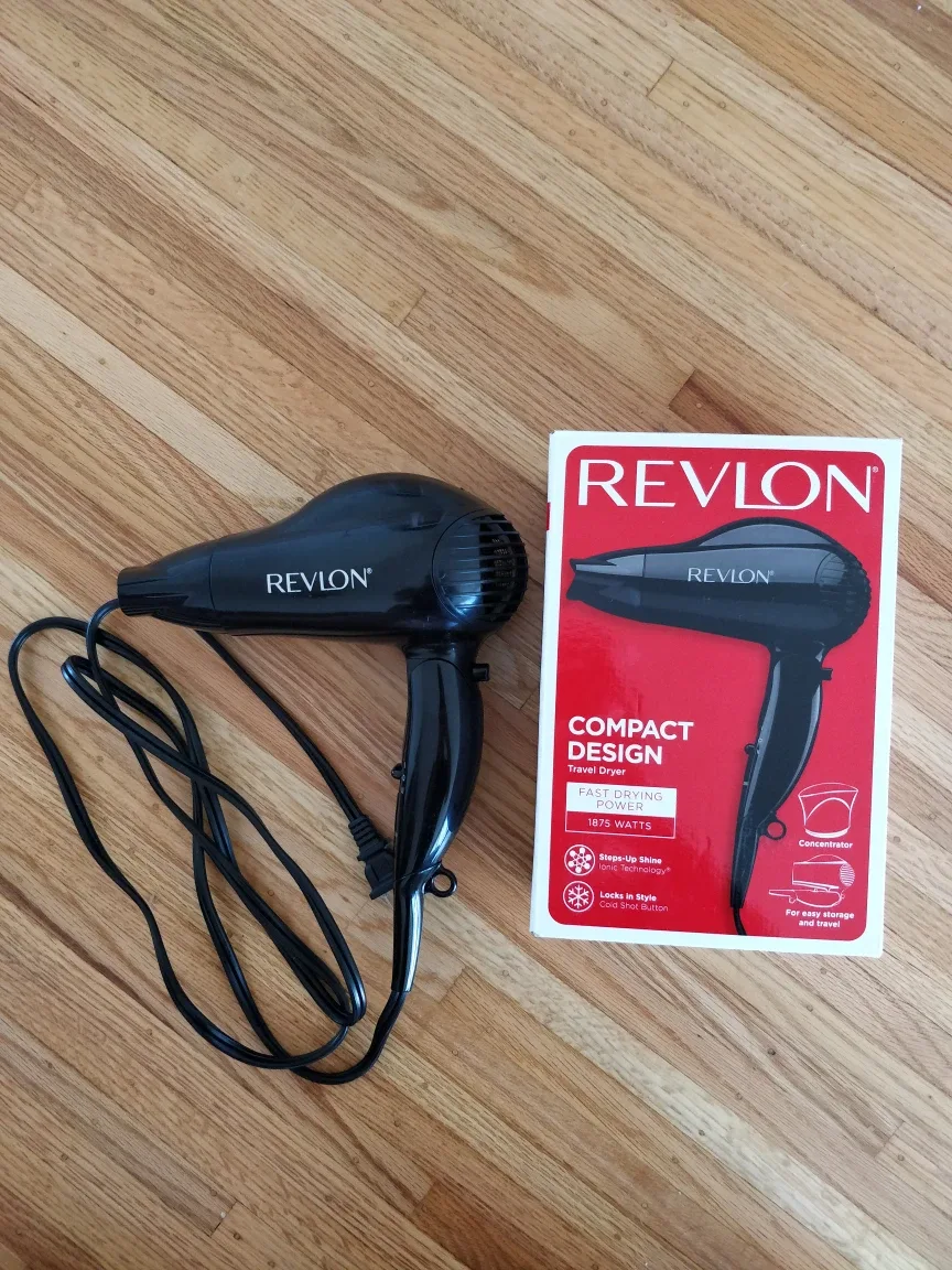 Compact hair dryer (Revlon) thumbnail