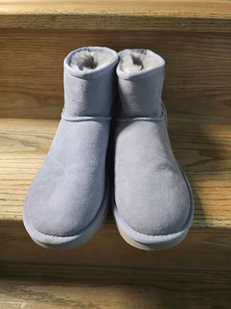 UGG Classic Mini Boots - Size 6 - Light Purple thumbnail
