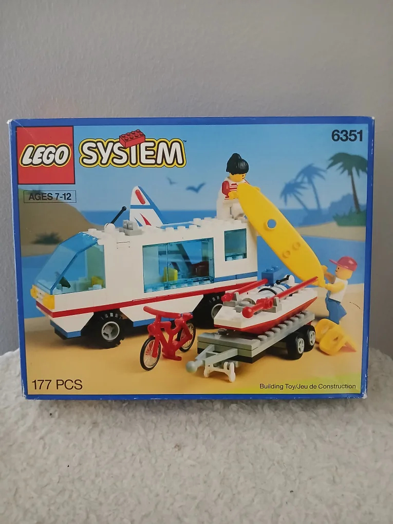 LEGO System 6351 Surfside Camper Complete Set thumbnail