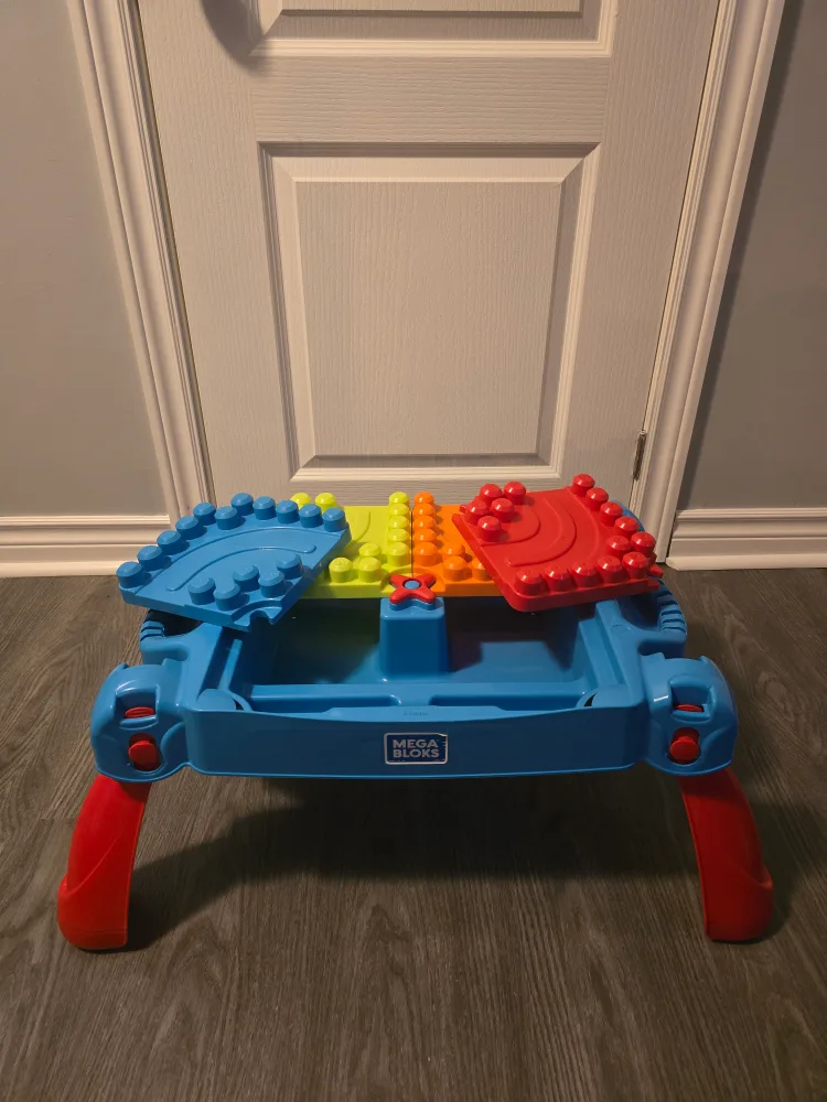 Mega Bloks - Table thumbnail