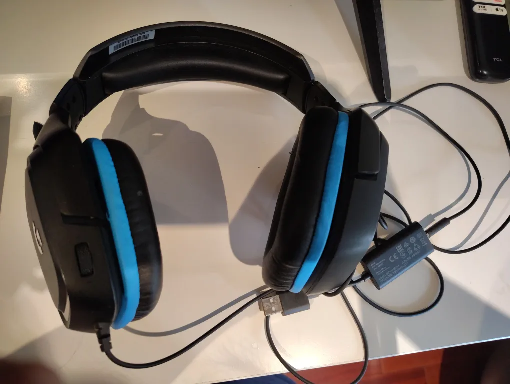 Logitech G432 Wired Gaming Headset - Black/Blue thumbnail