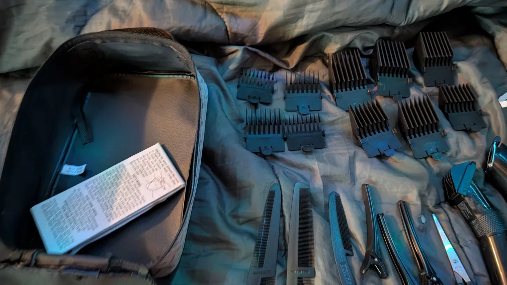 ConairMAN 20-Piece Complete Haircut Kit image indicator(4)