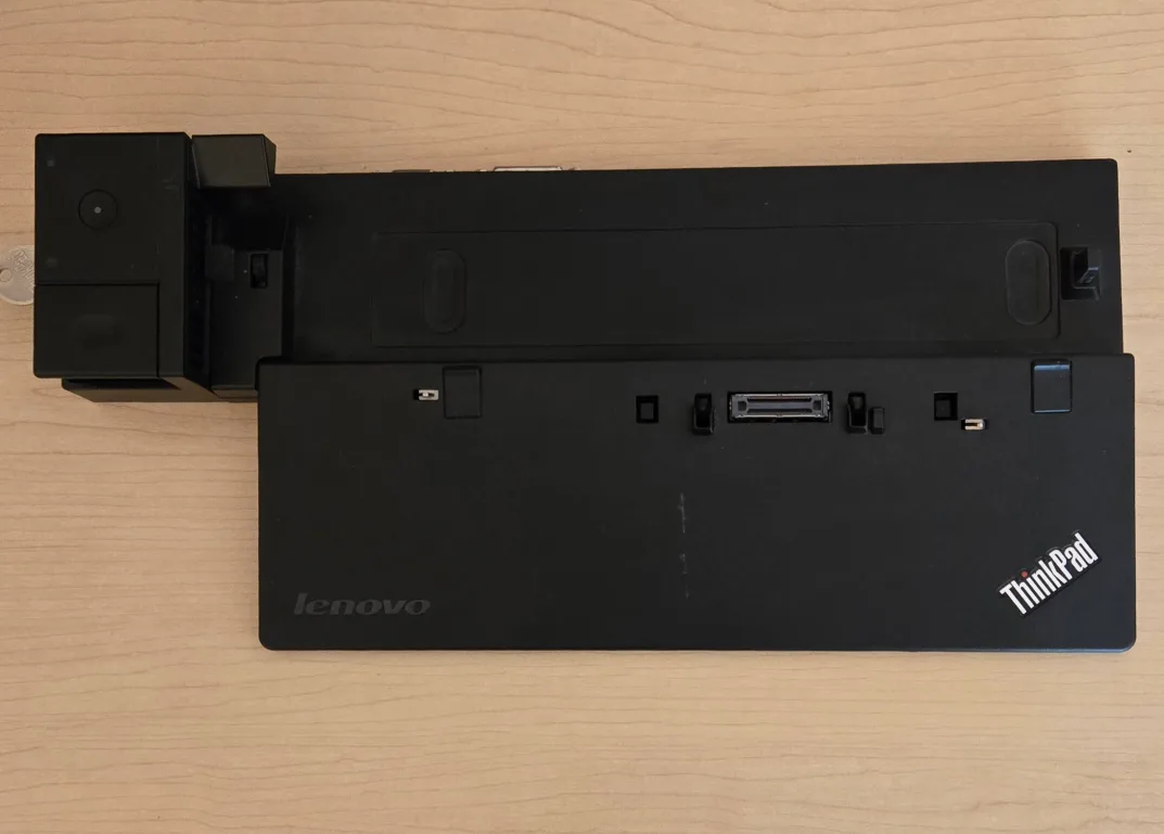 Lenovo Laptop Docking Station thumbnail