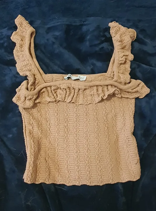 ZARA crochet-knit crop top thumbnail