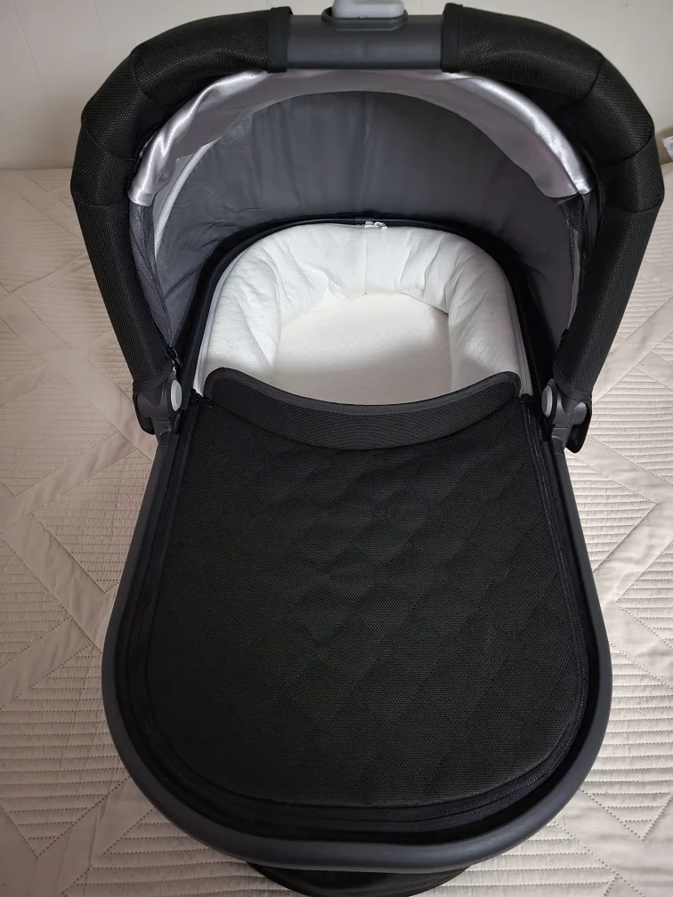 UPPAbaby Bassinet - Black 🇨🇦 🍁 thumbnail