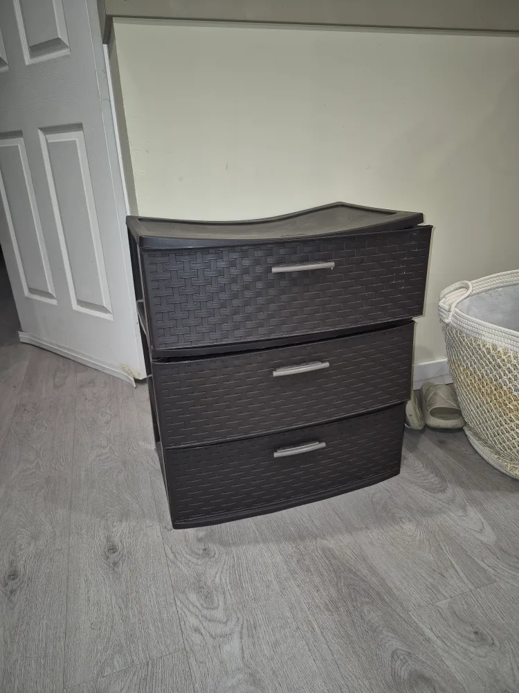 Plastic 3-Drawer Storage Unit thumbnail