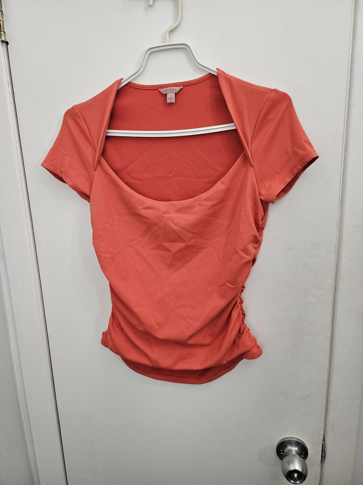 Haut GUESS Orange Taille S