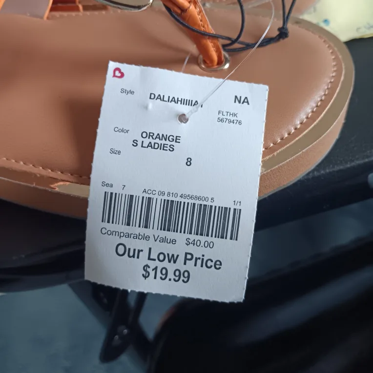 New ALDO Daliahillaa1 Orange Sandals - Size 8 image indicator(2)