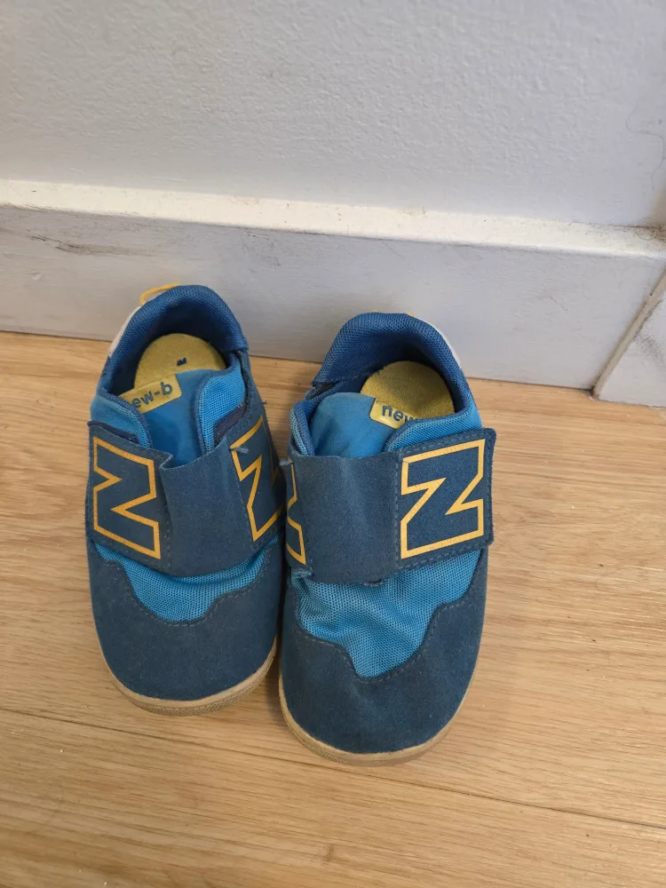 New Balance Kids' Shoes - Size 9 thumbnail
