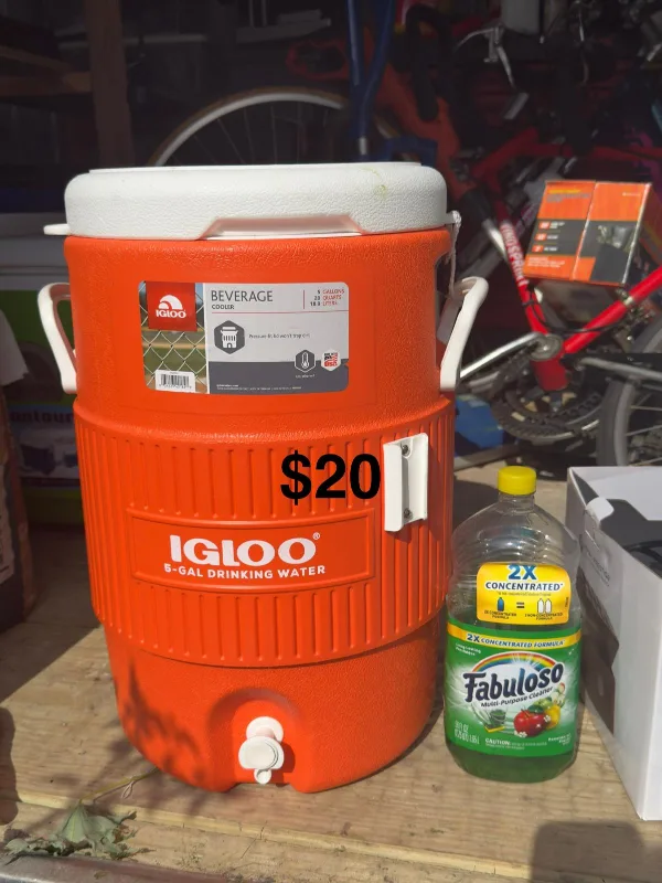 Igloo 5-Gallon Orange Water Cooler thumbnail