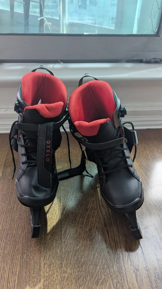 Decathlon Oxelo Ice Skates - Size 44 thumbnail