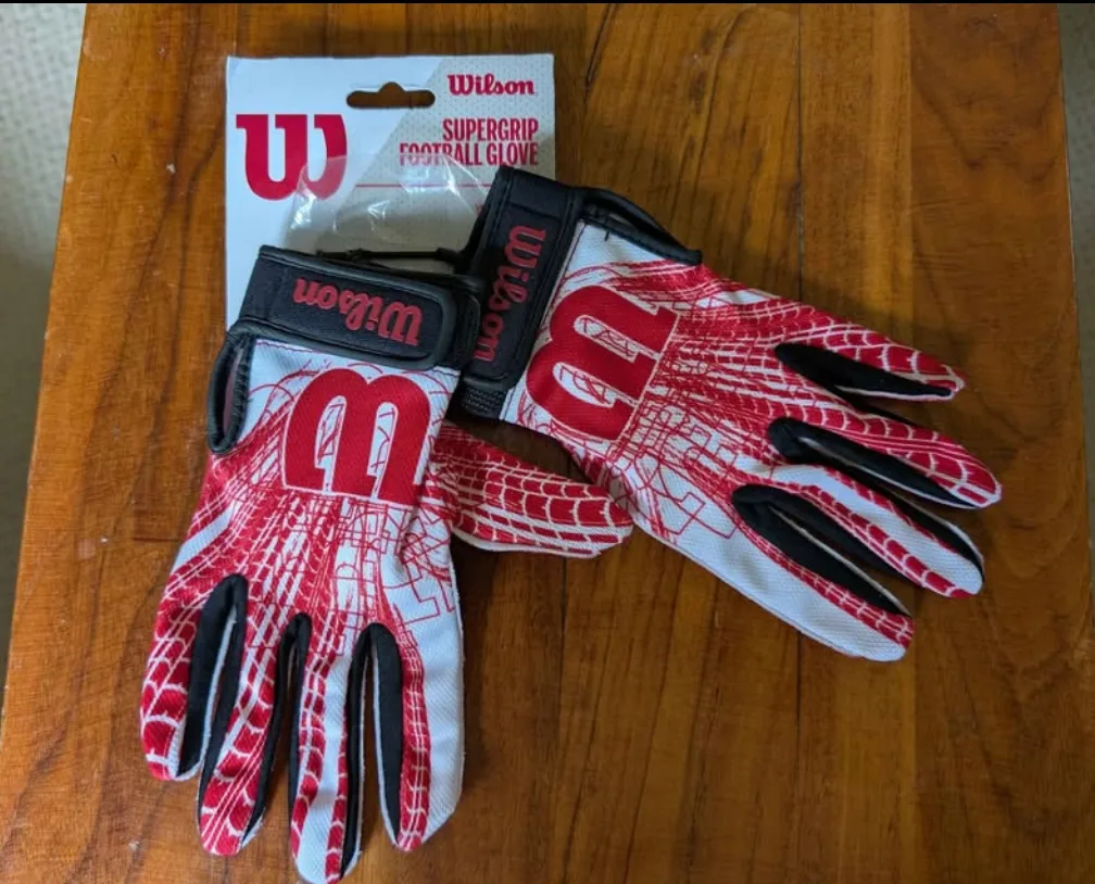 Supergrip Football Gloves ~ Wilson Youth Large thumbnail
