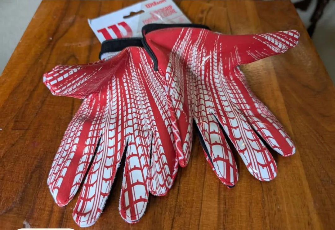 Supergrip Football Gloves ~ Wilson Youth Large image indicator(2)