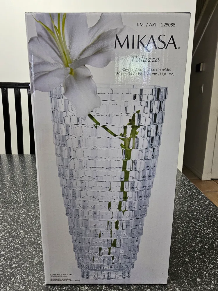 New Mikasa Palazzo Crystal Vase - 30cm image indicator(4)