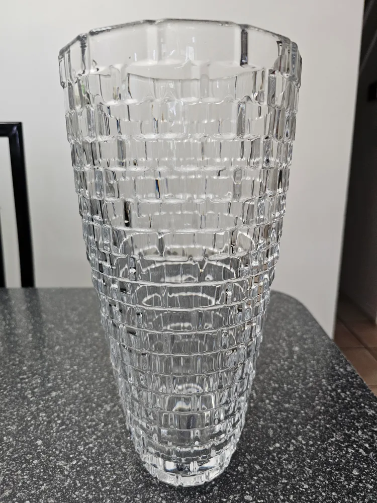 New Mikasa Palazzo Crystal Vase - 30cm image indicator(6)