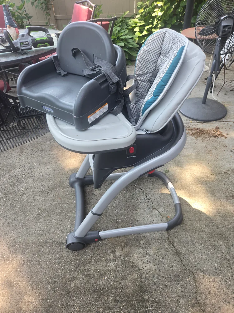 Graco 6-in-1 High Chair - Convertible image indicator(3)