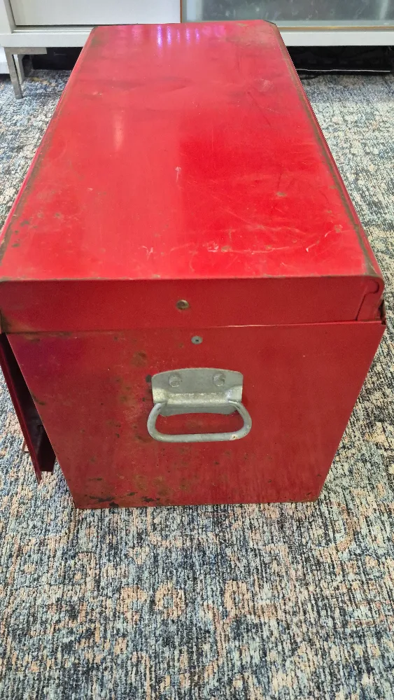 Sears Craftsman Red Metal Toolbox image indicator(8)