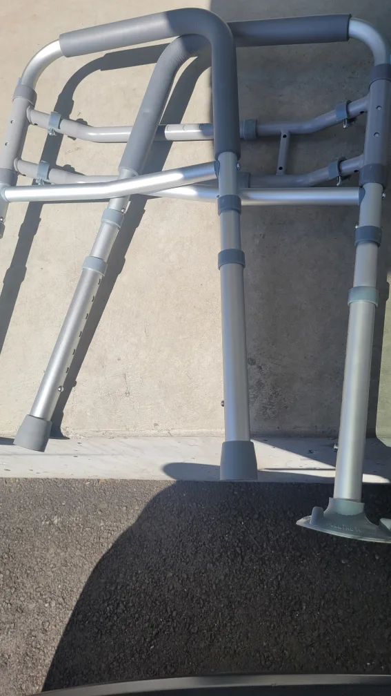 Adjustable Adult Walker image indicator(4)