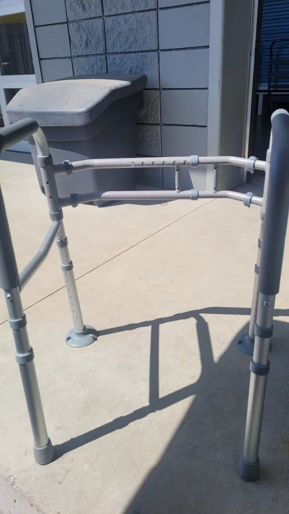 Adjustable Adult Walker image indicator(5)