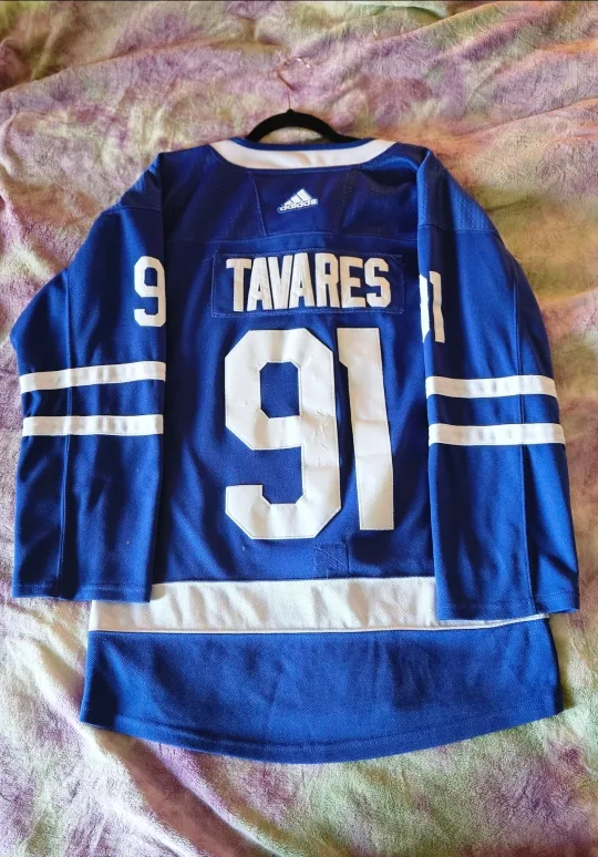 Toronto Maple Leafs Tavares #91 Adidas "Captain" Jersey thumbnail