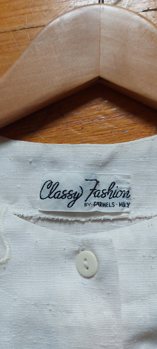 Classy Vintage Fashion White Blouse Medium - photo 3