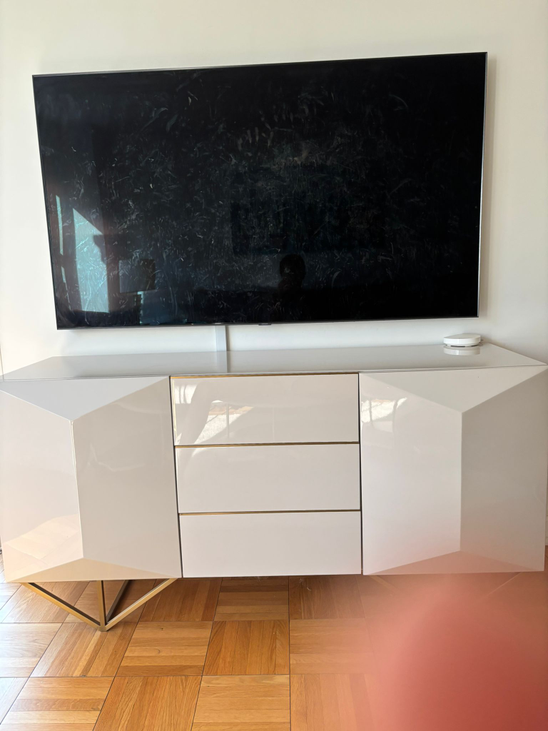 White & Gold Accent Cabinet/Credenza - photo 5