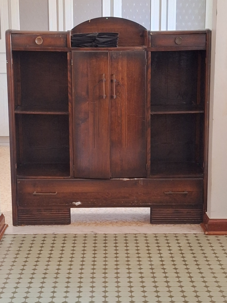 Vintage Wooden Cabinet