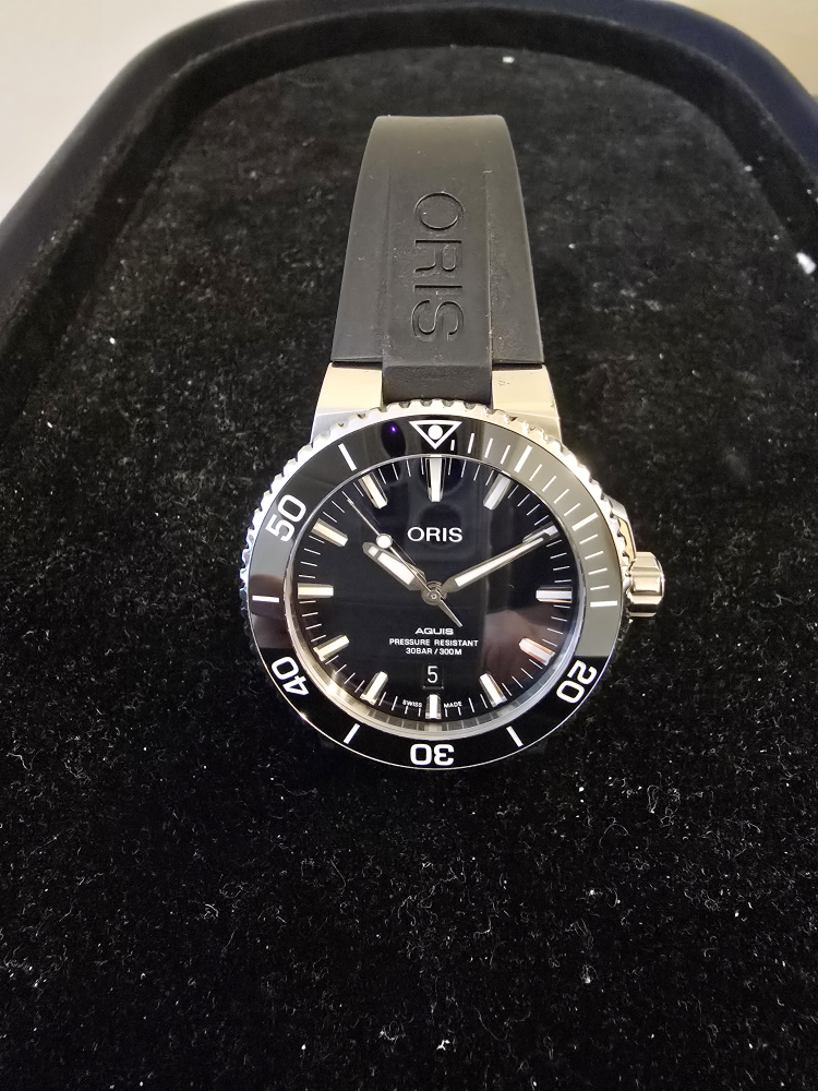 Oris Aquis Date 41.5mm Watch