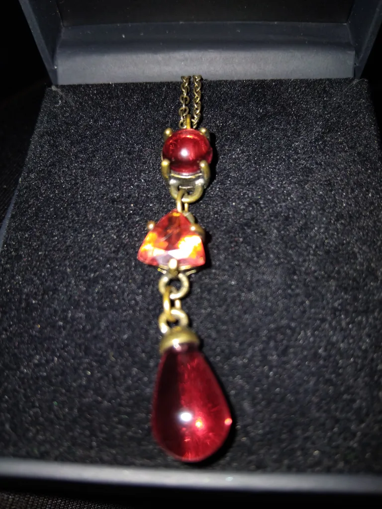 Red Gemstone Pendant Necklace with Box thumbnail