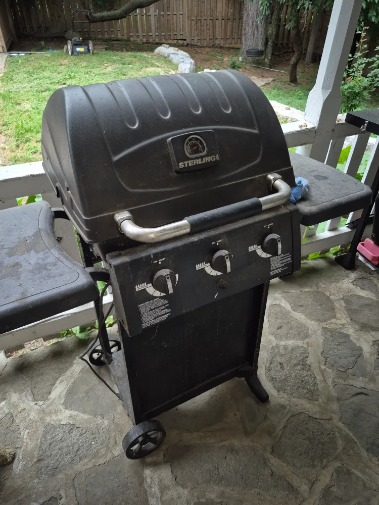 Sterling Gas Grill - BBQ thumbnail