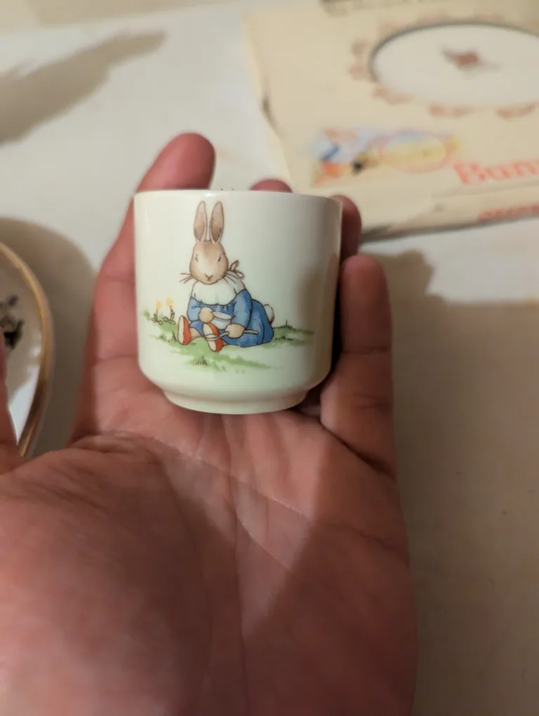 Royal Doulton Bunnykins Egg Cup image indicator(3)
