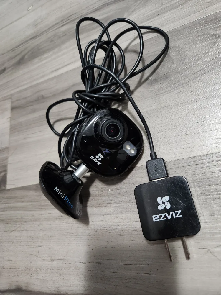 EZVIZ Mini Plus 1080p Indoor Camera thumbnail