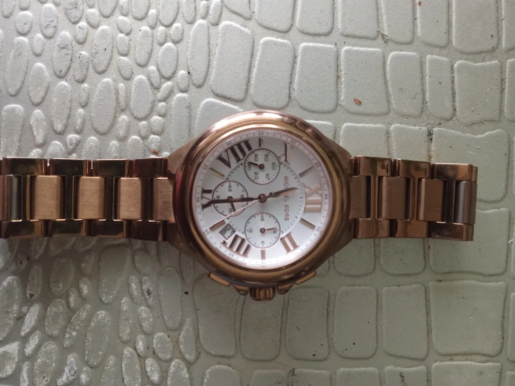 Michael Kors Rose Gold Watch image indicator(3)