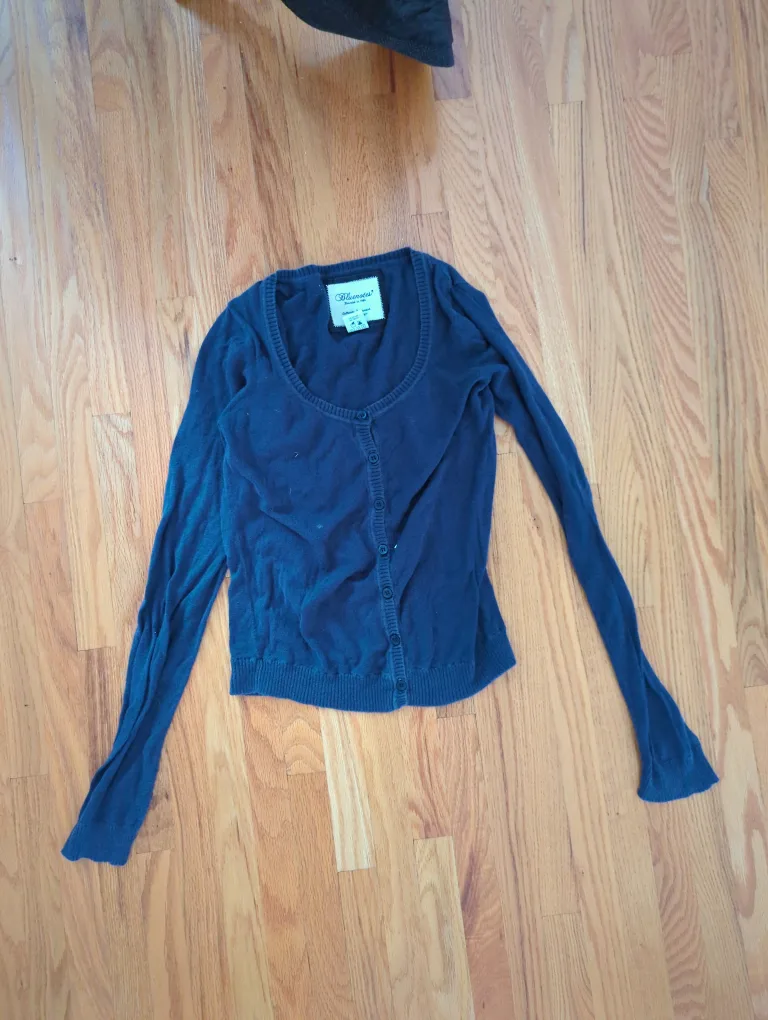 Bluenotes Navy Cardigan 🇨🇦 thumbnail