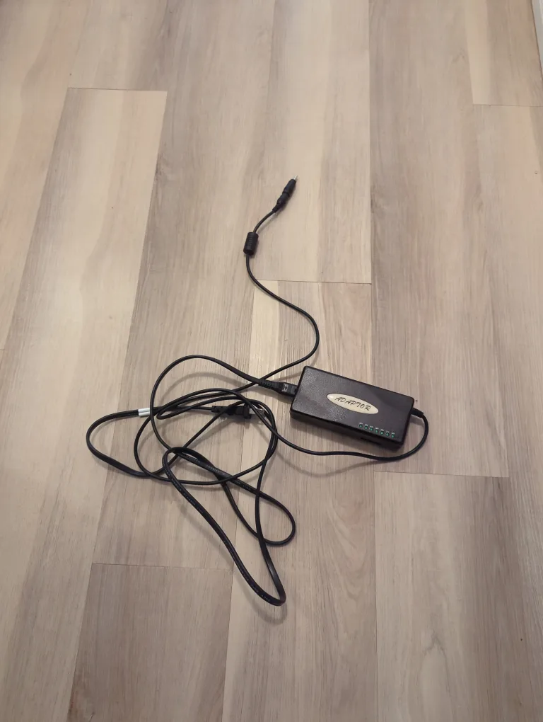 Lenovo Laptop Charger with Generic AC/DC Adapter thumbnail