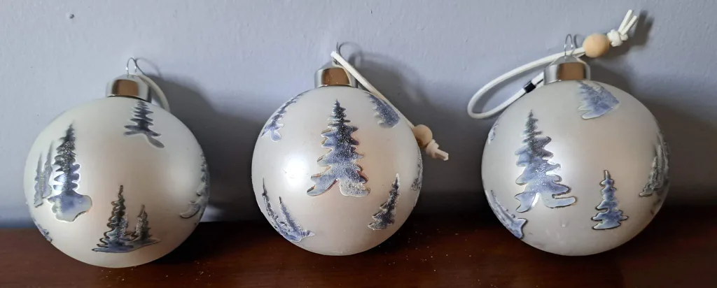 Christmas Tree Ornaments thumbnail