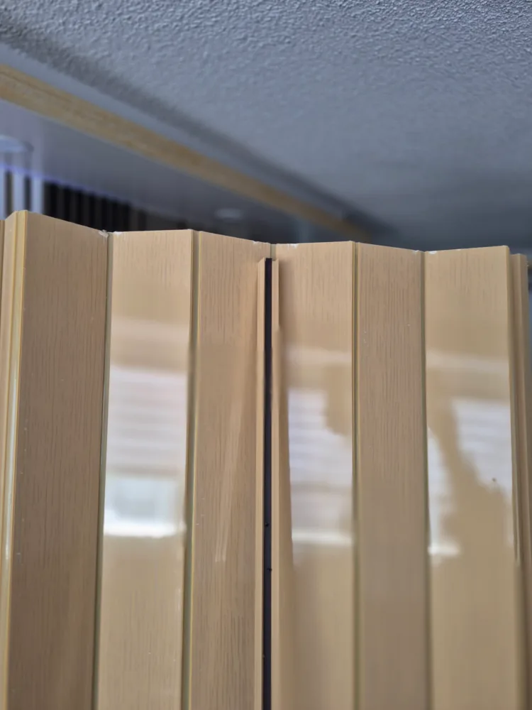 Folding Door with Hardware image indicator(8)