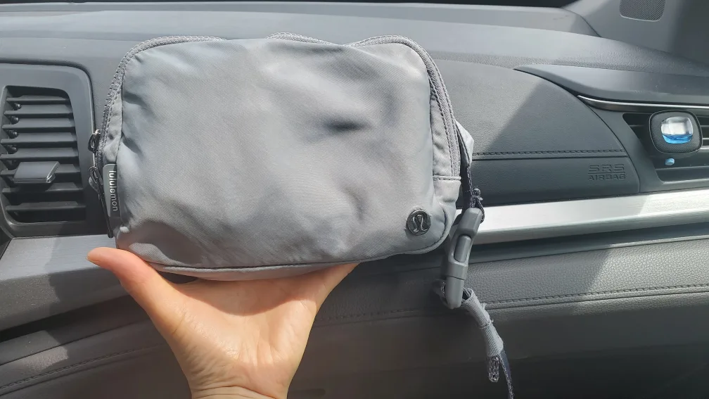 Lululemon Everywhere Belt Bag Grey thumbnail