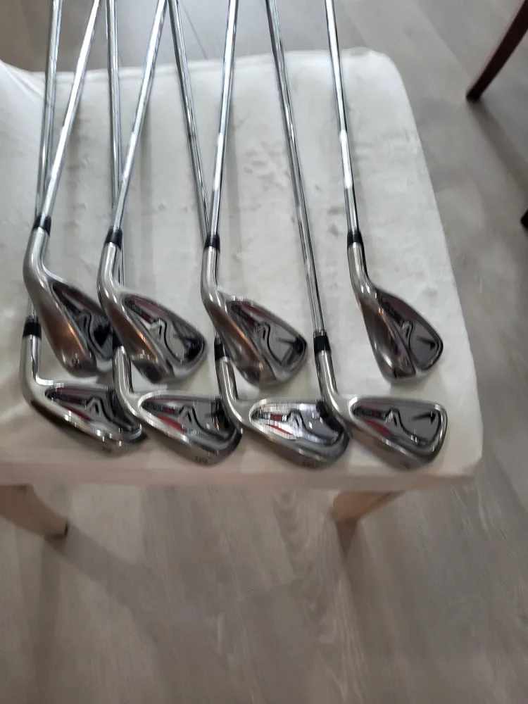 Nike Golf Iron Set - 8-P image indicator(4)