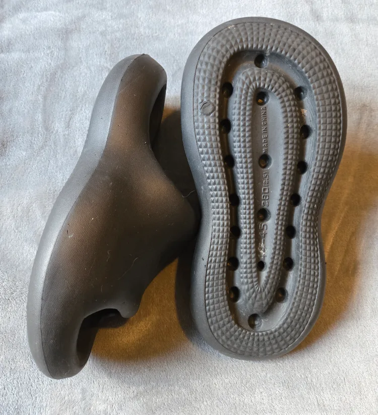 Ladies Sandals Lot Size 10 image indicator(6)