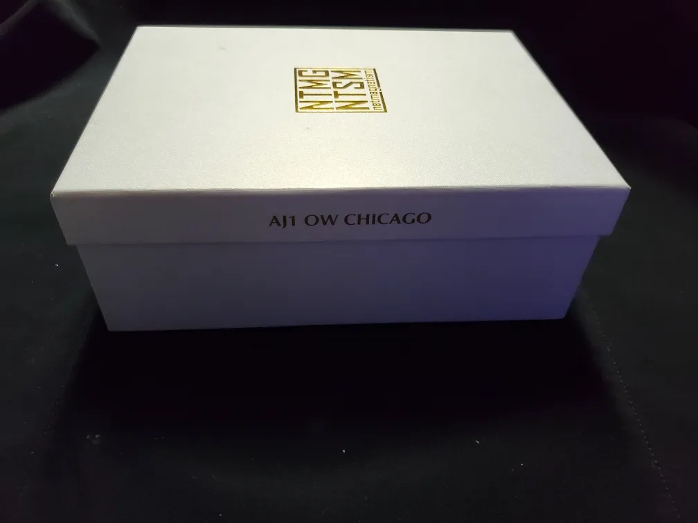 NTMG NTSM AJ1 OW Chicago Series 3 image indicator(2)